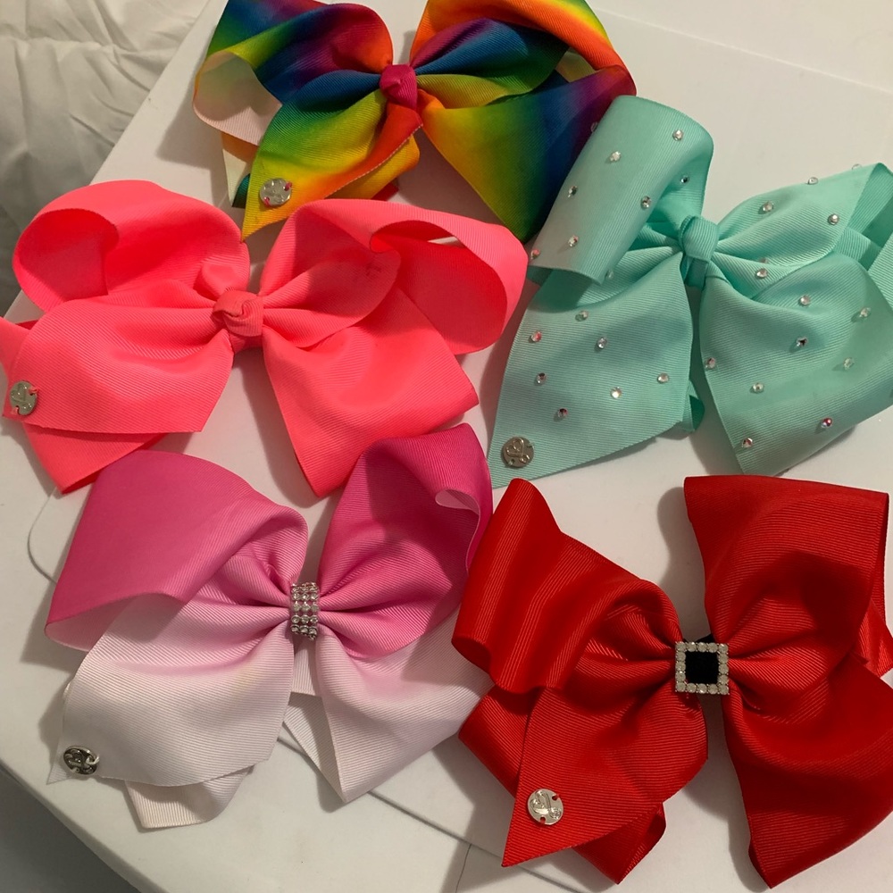 JoJo Siwa Bows